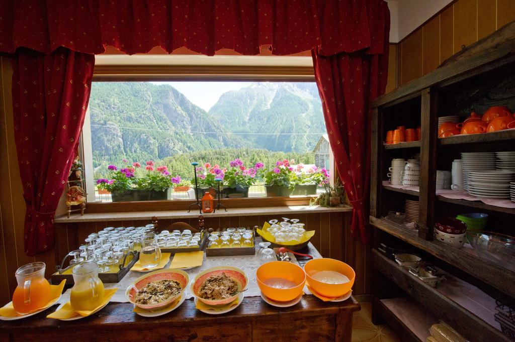 Albergo Valentino Bionaz Exteriör bild