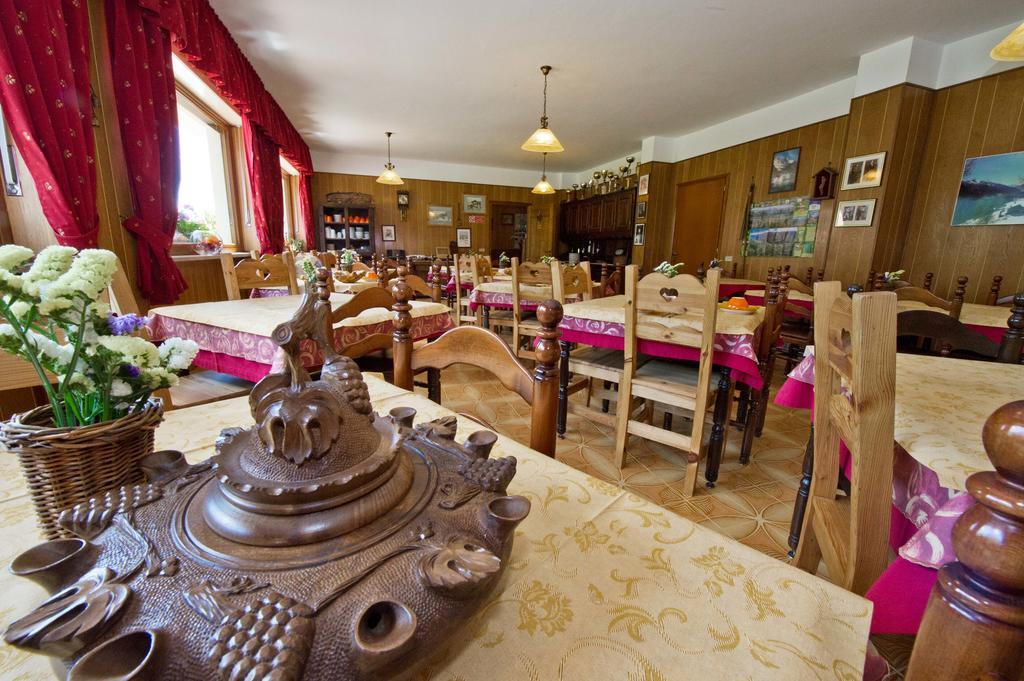 Albergo Valentino Bionaz Exteriör bild