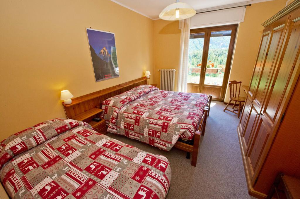 Albergo Valentino Bionaz Exteriör bild