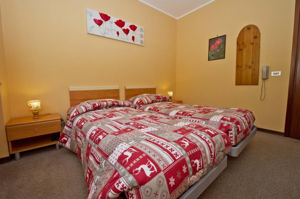 Albergo Valentino Bionaz Exteriör bild
