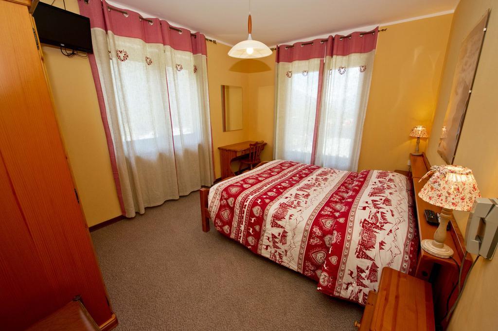Albergo Valentino Bionaz Exteriör bild